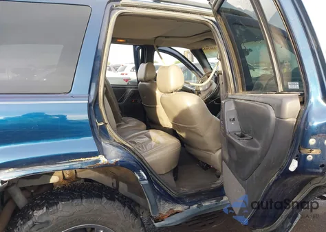 2001 Jeep Grand Cherokee Laredo z USA, uszkodzony, nr VIN 1J4GW48S11C544253